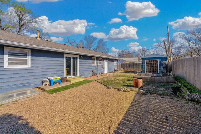 6400 N Longmont, Park City, KS 67219