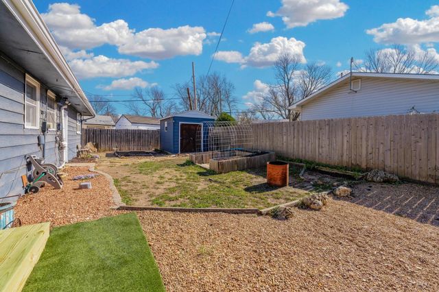 6400 N Longmont, Park City, KS 67219