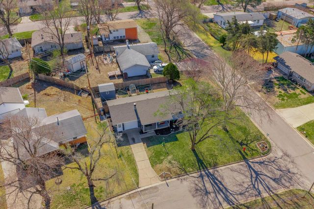 6400 N Longmont, Park City, KS 67219