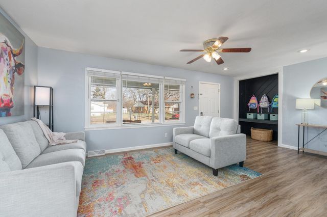 6400 N Longmont, Park City, KS 67219