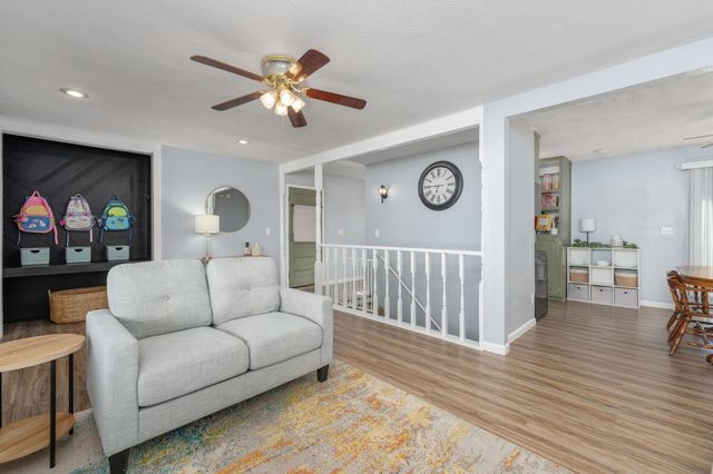 6400 N Longmont, Park City, KS 67219