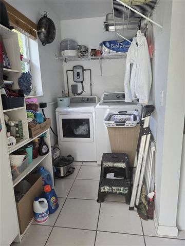 2321 N 57th Ave, Hollywood, FL 33021