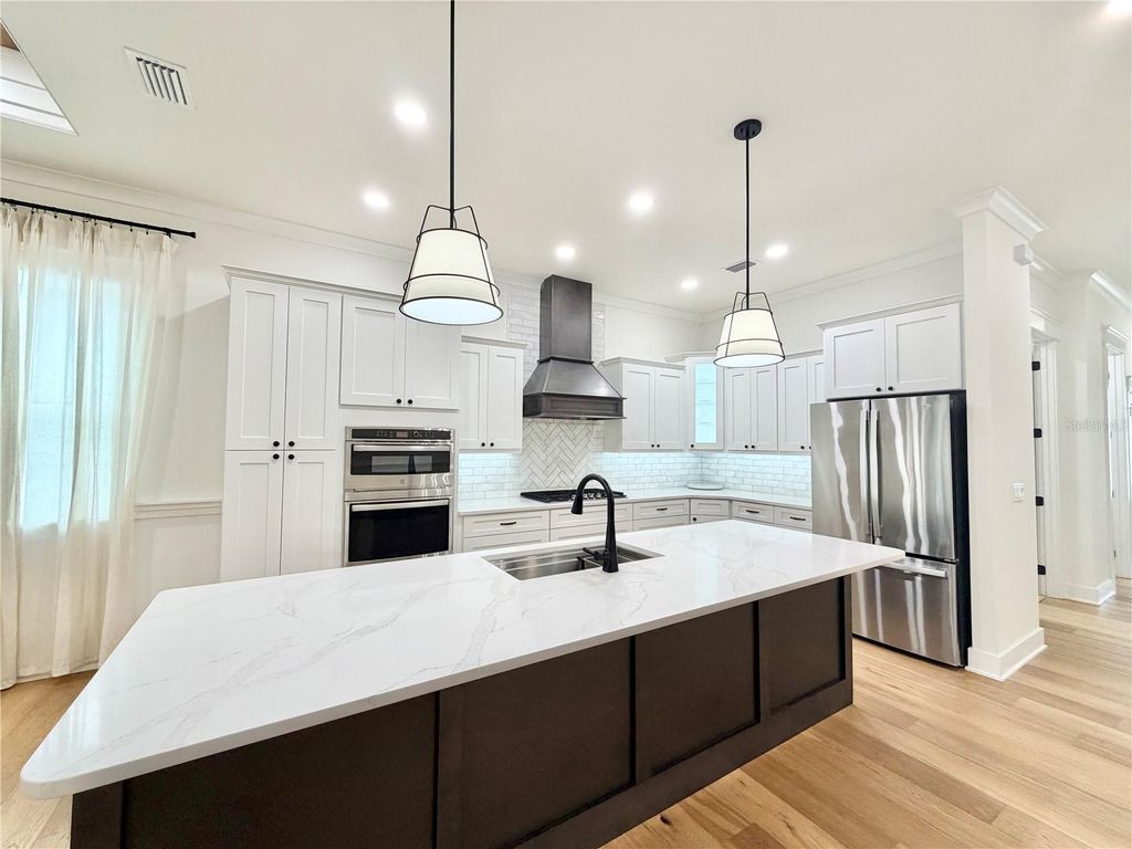 Image 3 of property listing at 2598 NW 48TH TERRACE, Gainesville, FL 32606