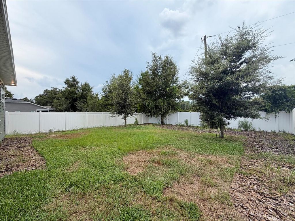 Image 44 of property listing at 2598 NW 48TH TERRACE, Gainesville, FL 32606