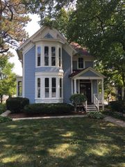 11 N Grant Street 100, Hinsdale, IL 60521