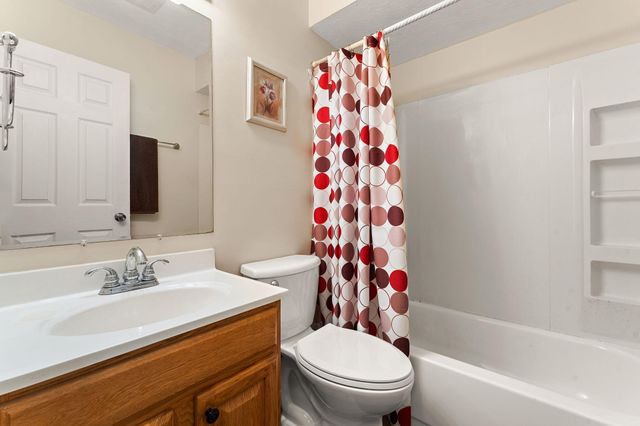 5600 Grant Street, Merrillville, IN 46410