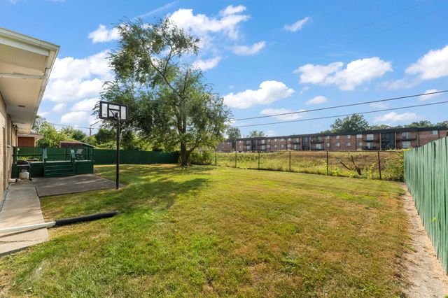 5600 Grant Street, Merrillville, IN 46410