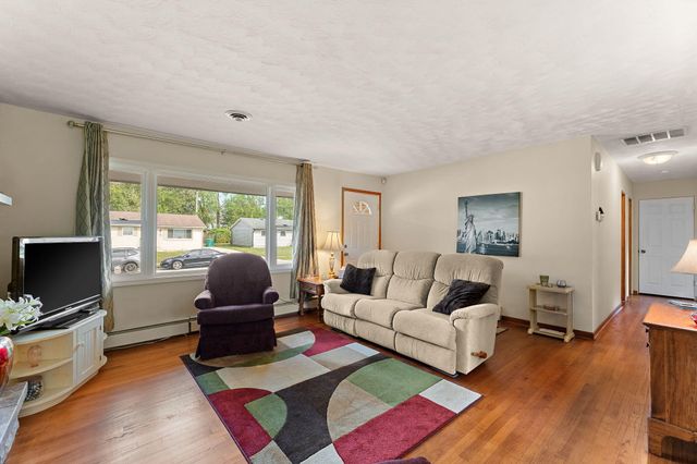5600 Grant Street, Merrillville, IN 46410