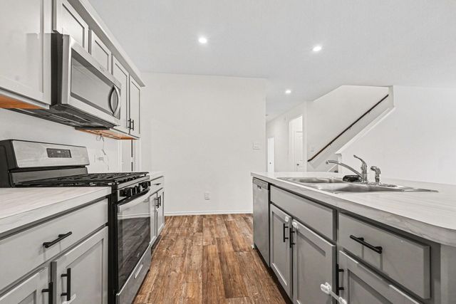 16918 Twisted Seagrass Lane, Magnolia, TX 77355