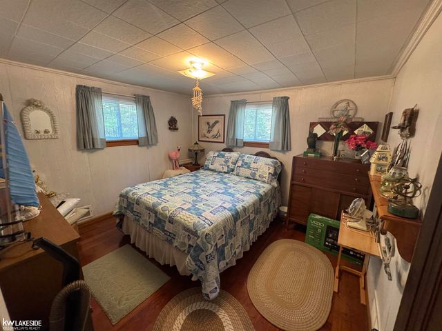 9600 Point Charities Avenue, Sand Point, MI 48755