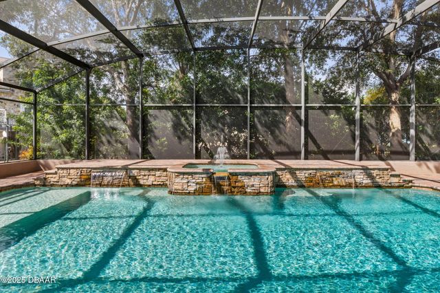 12 Minnow Drive, Ormond Beach, FL 32174