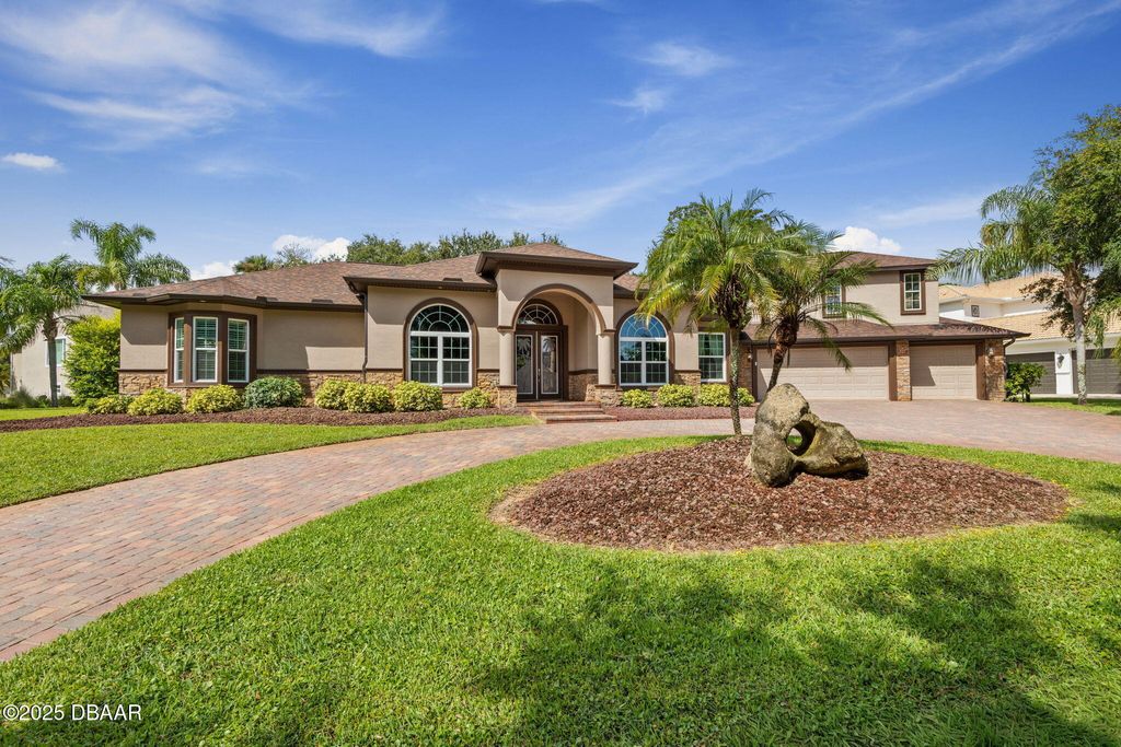 12 Minnow Drive, Ormond Beach, FL 32174