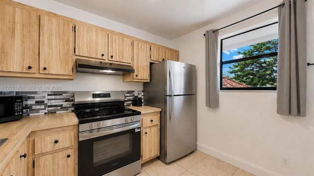 15701 W Waterside Circle 205, Sunrise, FL 33326