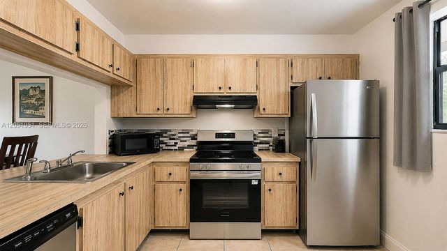 15701 W Waterside Circle 205, Sunrise, FL 33326