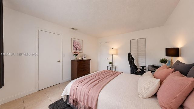 15701 W Waterside Circle 205, Sunrise, FL 33326
