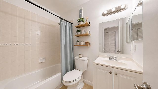 15701 W Waterside Circle 205, Sunrise, FL 33326