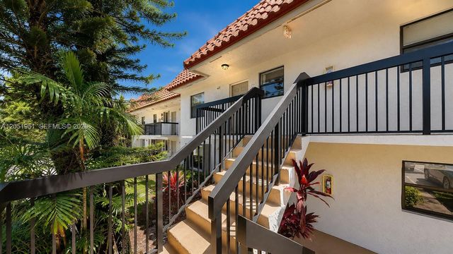 15701 W Waterside Circle 205, Sunrise, FL 33326