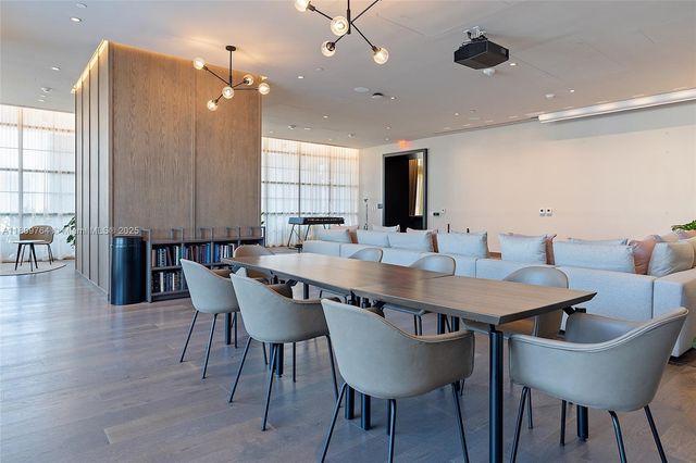 601 NE 1st Ave 4907, Miami, FL 33132