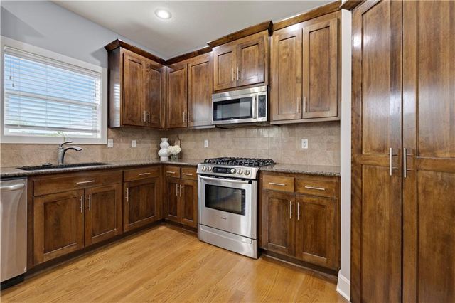 17285 S Conley Street, Olathe, KS 66062