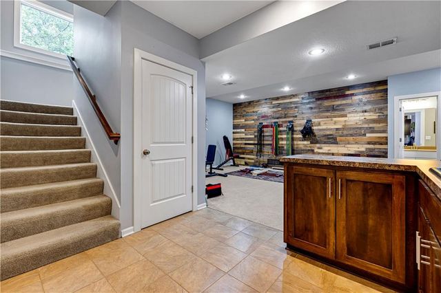 17285 S Conley Street, Olathe, KS 66062