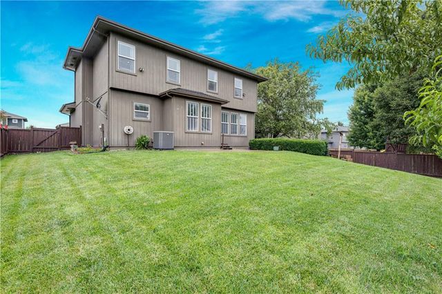 17285 S Conley Street, Olathe, KS 66062