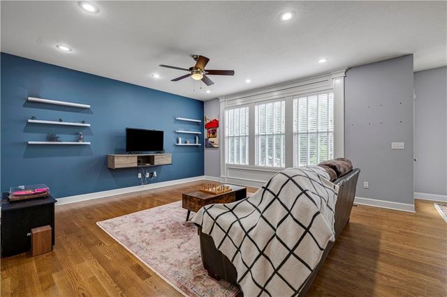 17285 S Conley Street, Olathe, KS 66062