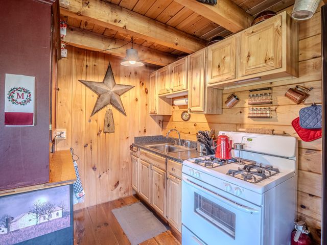 227 Norton Road, Middletown Springs, VT 05764