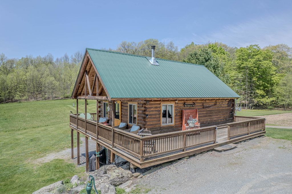 227 Norton Road, Middletown Springs, VT 05764