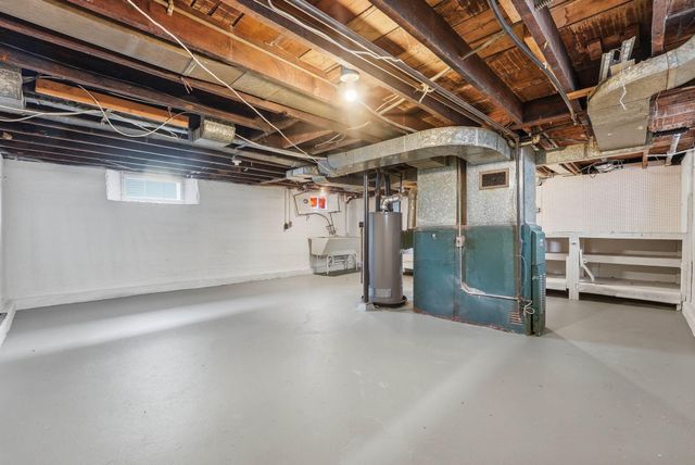 3722 Queen Avenue N, Minneapolis, MN 55412