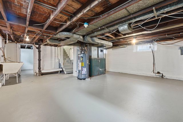 3722 Queen Avenue N, Minneapolis, MN 55412