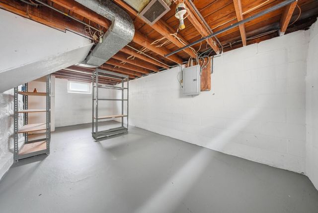 3722 Queen Avenue N, Minneapolis, MN 55412