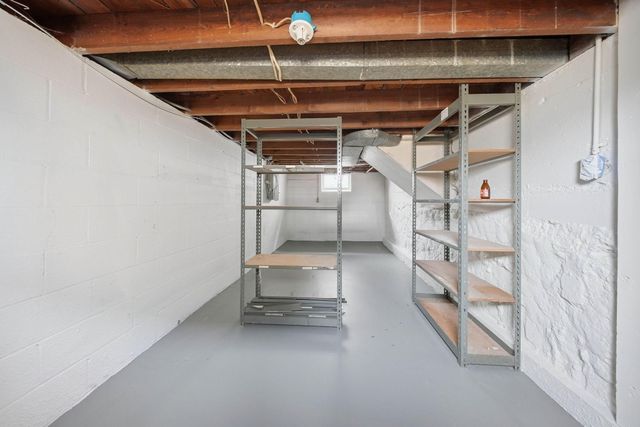 3722 Queen Avenue N, Minneapolis, MN 55412