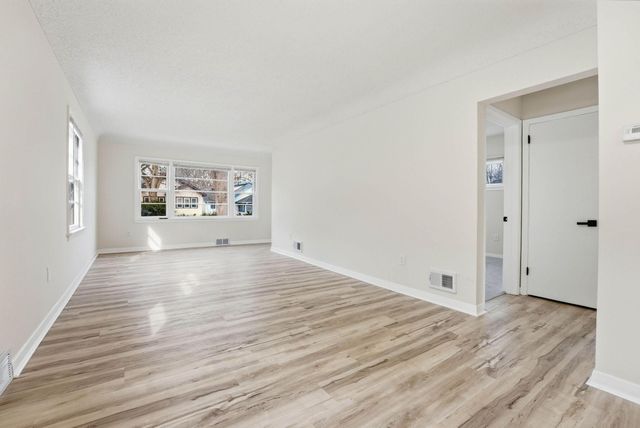 3722 Queen Avenue N, Minneapolis, MN 55412