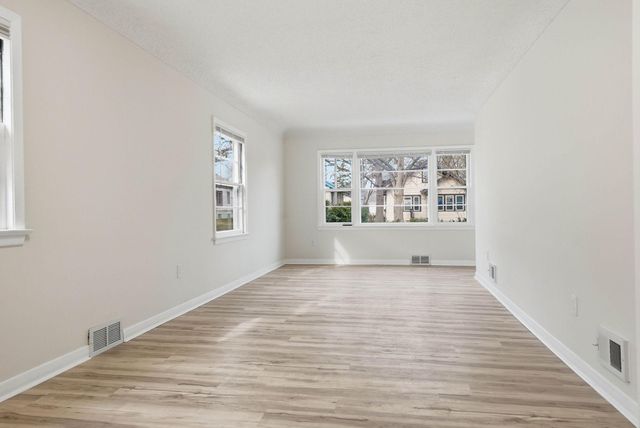 3722 Queen Avenue N, Minneapolis, MN 55412