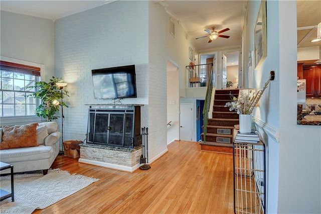 3713 Virginius DR, Virginia Beach, VA 23452