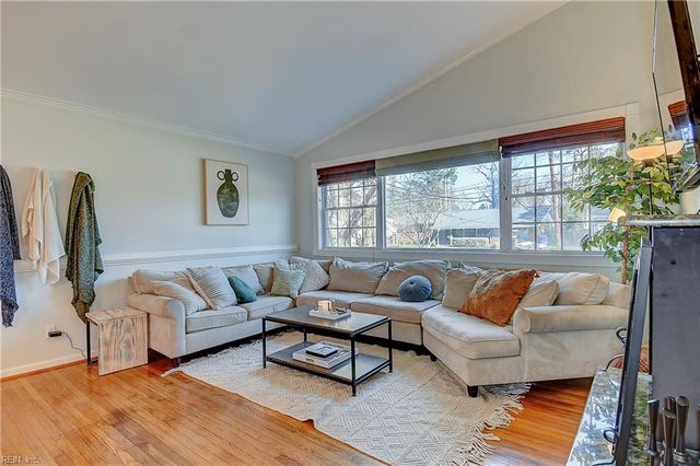 3713 Virginius DR, Virginia Beach, VA 23452