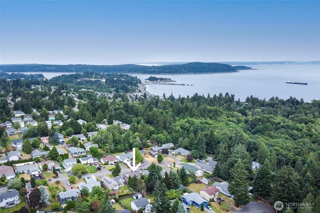 7318 E Raintree Lane, Port Orchard, WA 98366