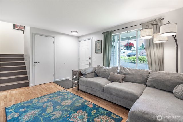 7318 E Raintree Lane, Port Orchard, WA 98366