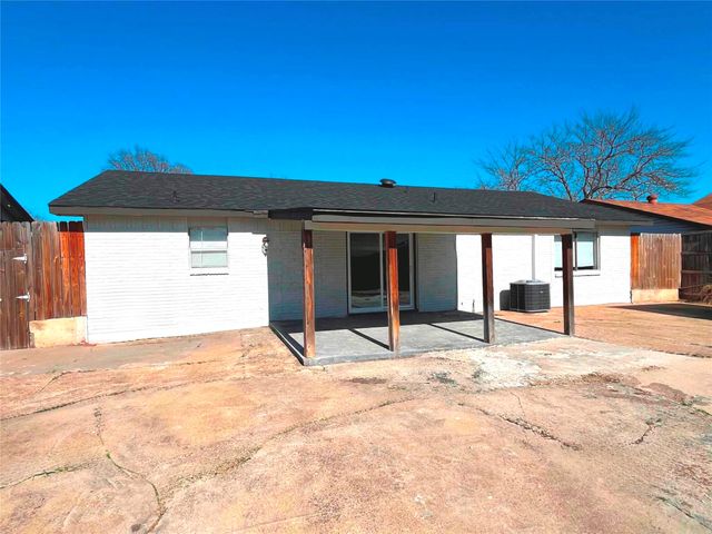 3829 Newport Drive, Garland, TX 75043