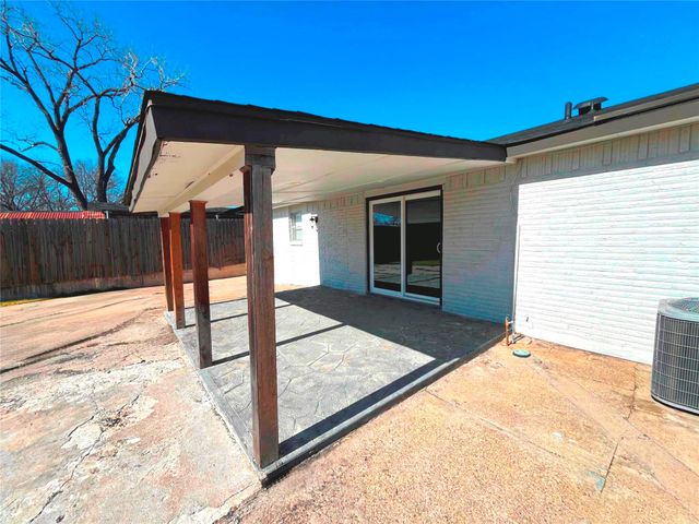 3829 Newport Drive, Garland, TX 75043