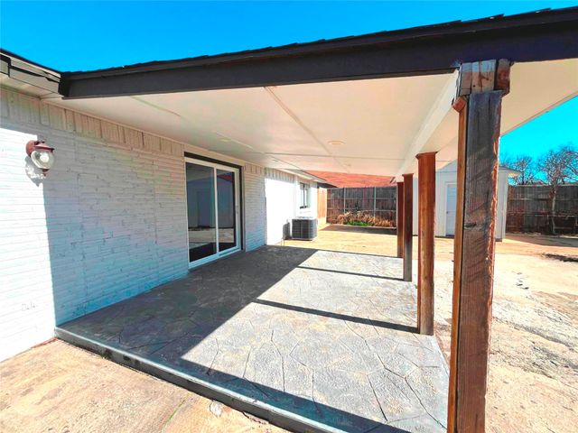 3829 Newport Drive, Garland, TX 75043