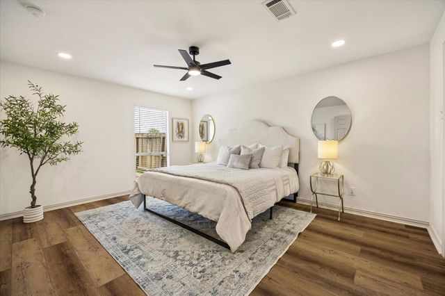 9203 Belle Park Drive, Houston, TX 77099