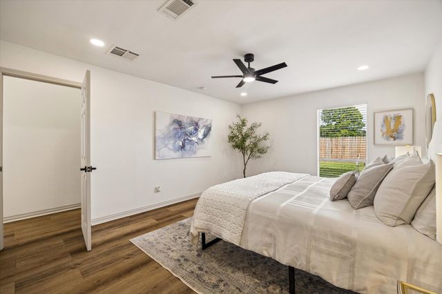 9203 Belle Park Drive, Houston, TX 77099