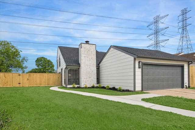 9203 Belle Park Drive, Houston, TX 77099