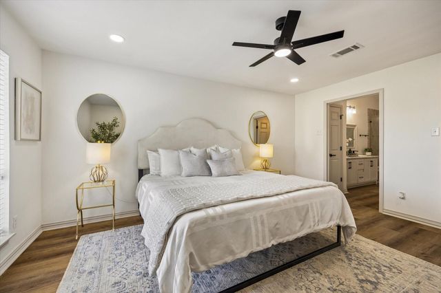 9203 Belle Park Drive, Houston, TX 77099