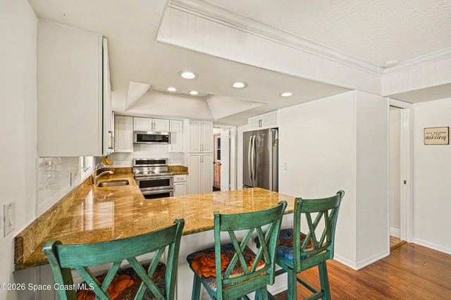 350 Amberjack Place E, Melbourne Beach, FL 32951