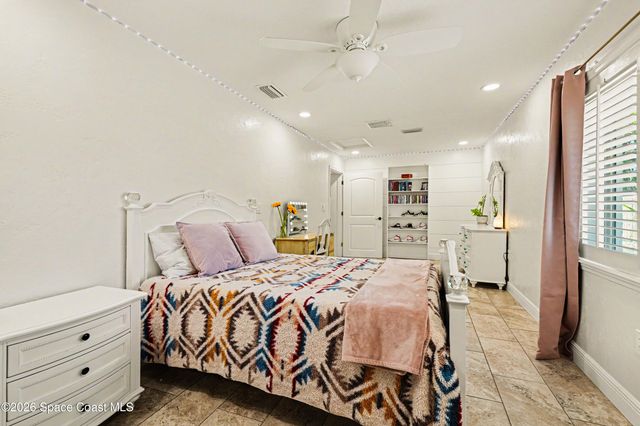 350 Amberjack Place E, Melbourne Beach, FL 32951