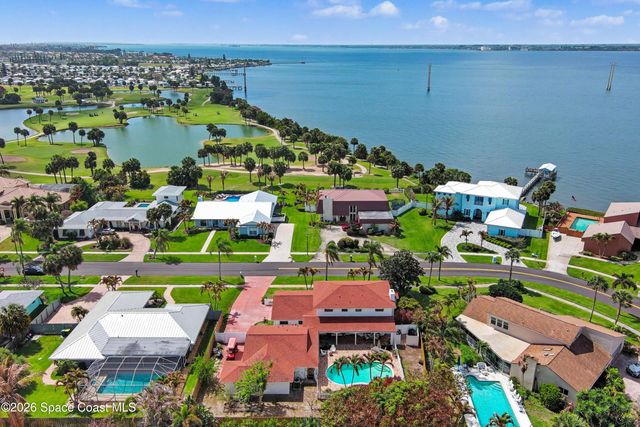 350 Amberjack Place E, Melbourne Beach, FL 32951