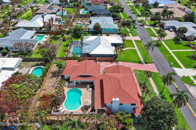 350 Amberjack Place E, Melbourne Beach, FL 32951