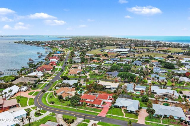 350 Amberjack Place E, Melbourne Beach, FL 32951